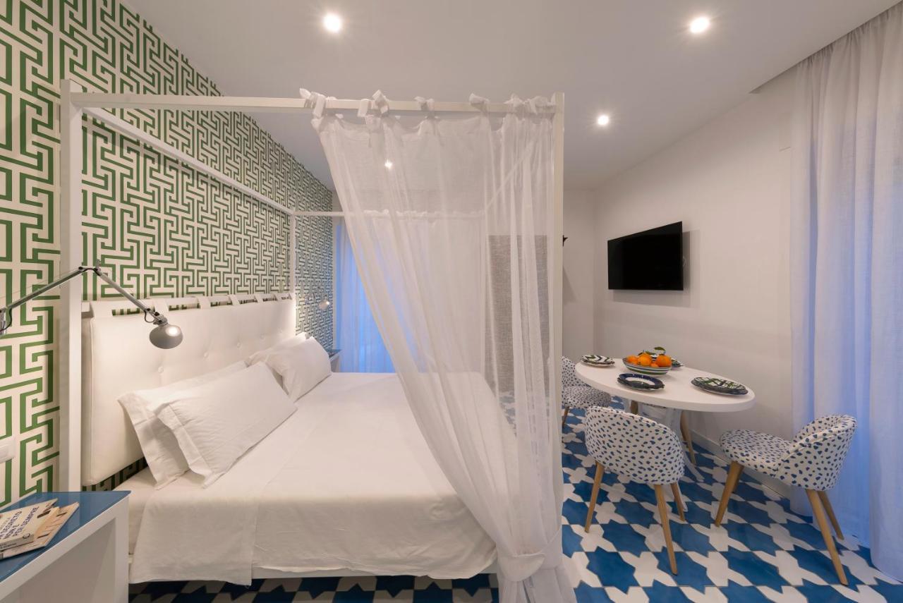 Luxury&Romantic Apartment With Balcony In Sorrent Exterior foto